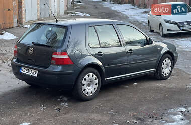 Хэтчбек Volkswagen Golf 2002 в Виннице