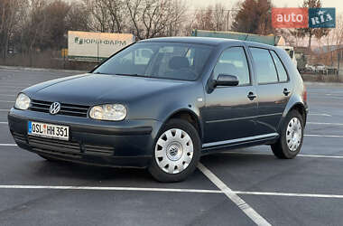 Хэтчбек Volkswagen Golf 2002 в Виннице