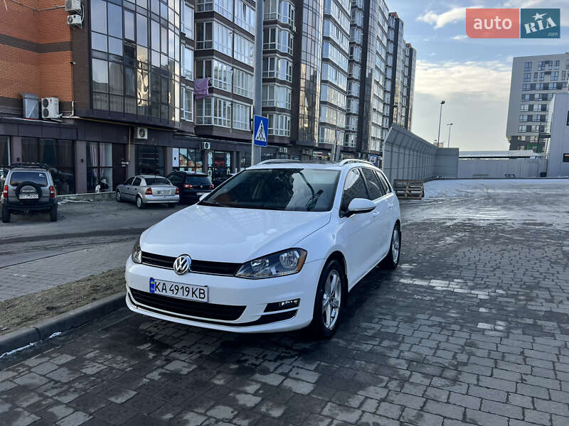 Volkswagen Golf 2015