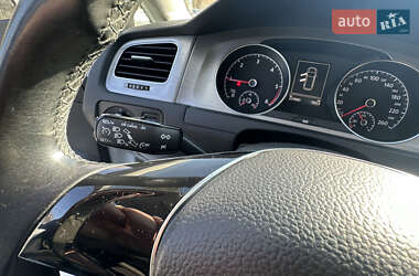 Универсал Volkswagen Golf 2013 в 