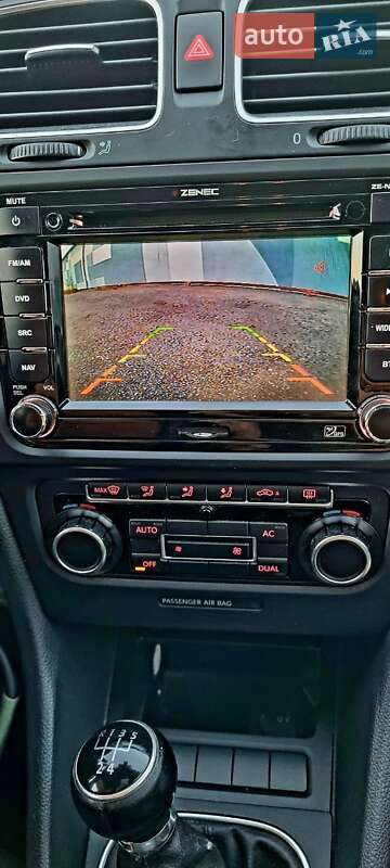 Хетчбек Volkswagen Golf 2009 в Вінниці