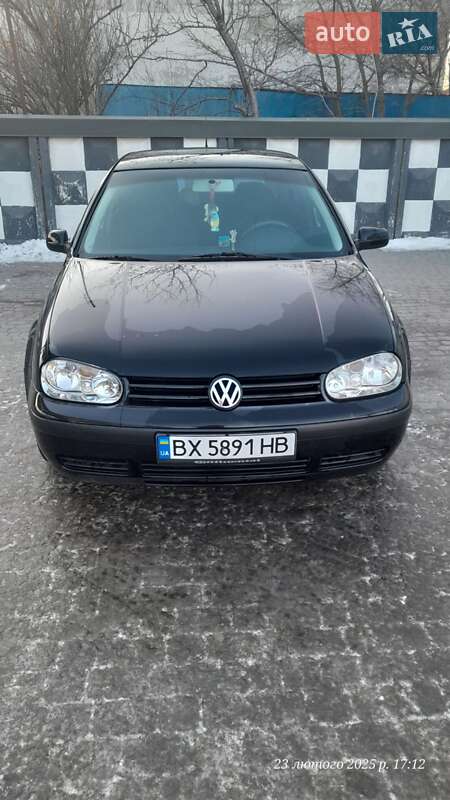 Volkswagen Golf 2002
