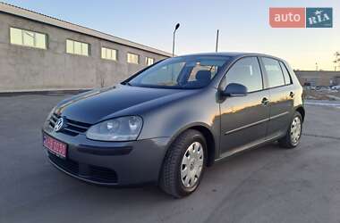 Хэтчбек Volkswagen Golf 2004 в Славуте