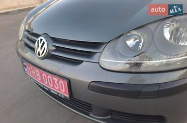 Хэтчбек Volkswagen Golf 2004 в Славуте