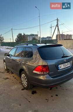 Універсал Volkswagen Golf 2011 в Бучі