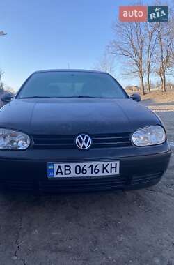 Хетчбек Volkswagen Golf 1999 в Києві