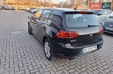 Хэтчбек Volkswagen Golf 2017 в 