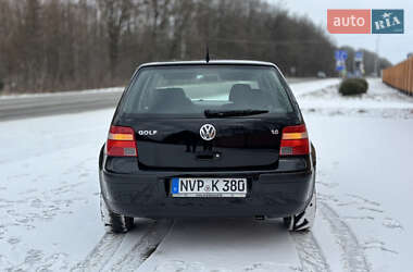 Хетчбек Volkswagen Golf 2003 в Красилові