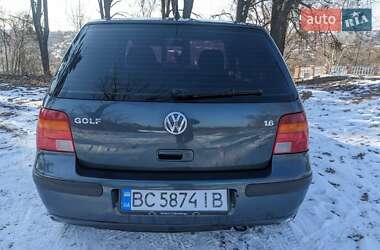 Хэтчбек Volkswagen Golf 2000 в Звягеле