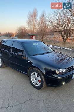 Хетчбек Volkswagen Golf 2003 в Києві