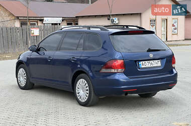 Универсал Volkswagen Golf 2011 в Мукачево