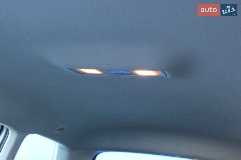 Універсал Volkswagen Golf 2015 в Вінниці