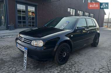 Хетчбек Volkswagen Golf 2002 в Тернополі