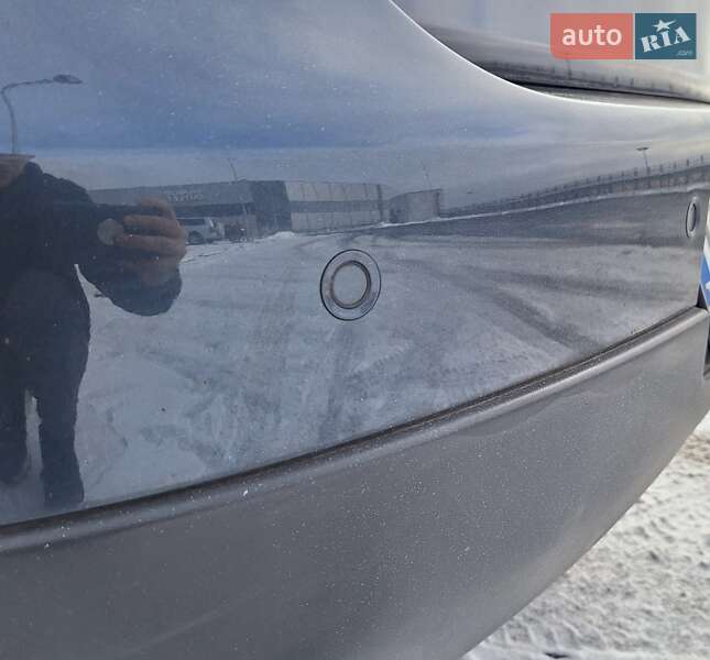 Хетчбек Volkswagen Golf 2008 в Умані