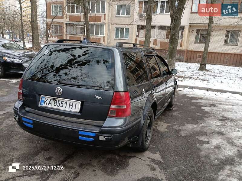 Універсал Volkswagen Golf 2003 в Софіївській Борщагівці