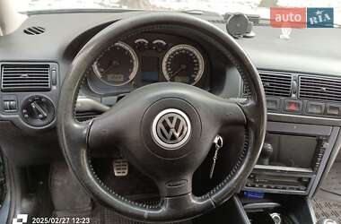 Універсал Volkswagen Golf 2003 в Софіївській Борщагівці