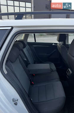 Универсал Volkswagen Golf 2012 в 
