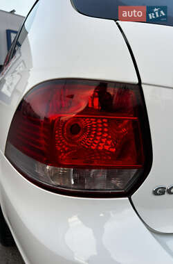 Универсал Volkswagen Golf 2012 в 