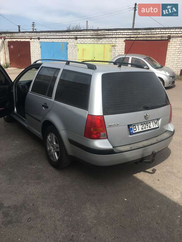 Универсал Volkswagen Golf 2001 в Кременчуге