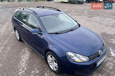 Універсал Volkswagen Golf 2010 в Києві