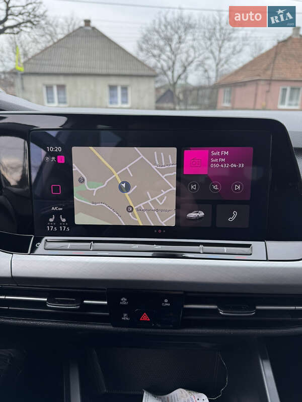 Универсал Volkswagen Golf 2021 в Сваляве