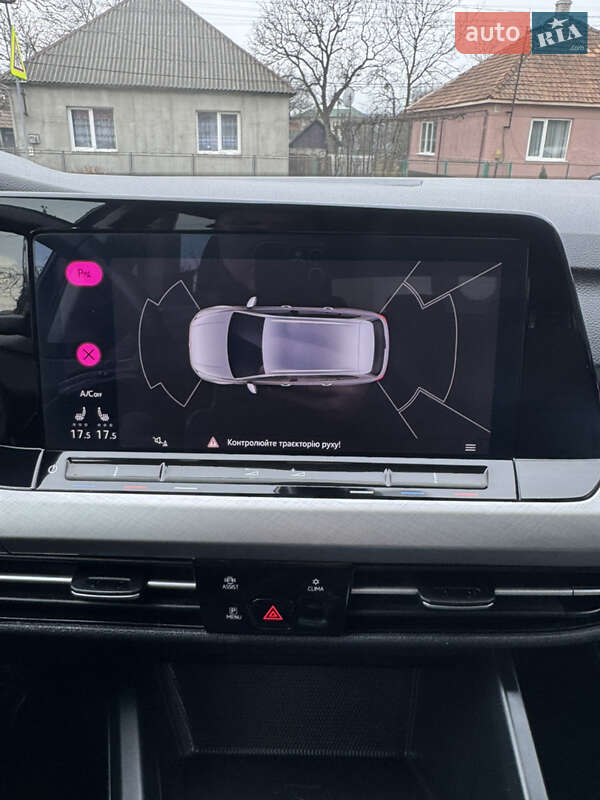 Универсал Volkswagen Golf 2021 в Сваляве