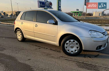 Хэтчбек Volkswagen Golf 2006 в Полтаве