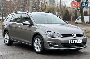 Универсал Volkswagen Golf 2014 в Ивано-Франковске