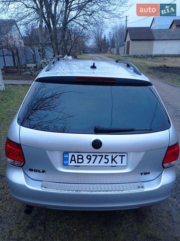 Універсал Volkswagen Golf 2013 в Хмільнику