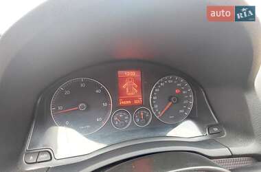 Хэтчбек Volkswagen Golf 2007 в 