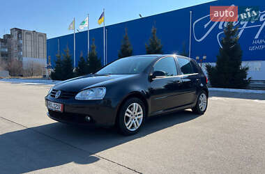 Хетчбек Volkswagen Golf 2006 в Богуславі