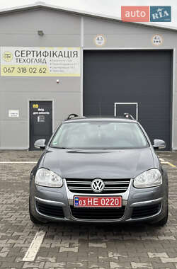 Универсал Volkswagen Golf 2009 в Нововолынске