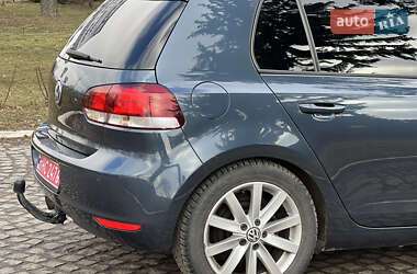 Хэтчбек Volkswagen Golf 2008 в Староконстантинове