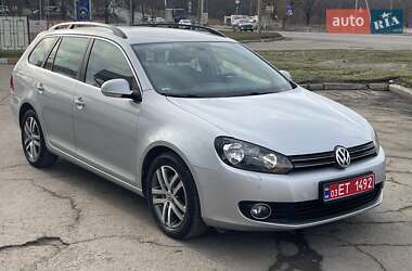 Универсал Volkswagen Golf 2010 в Николаеве