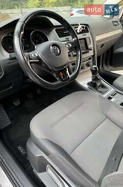 Хетчбек Volkswagen Golf 2014 в Львові