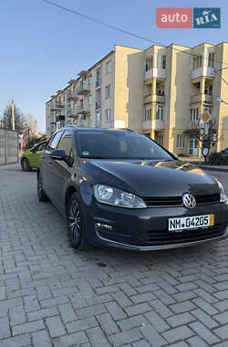 Универсал Volkswagen Golf 2016 в Ужгороде