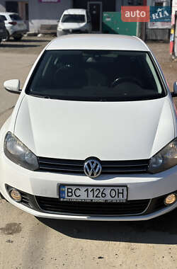 Хетчбек Volkswagen Golf 2009 в Львові