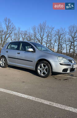 Хэтчбек Volkswagen Golf 2005 в Кропивницком