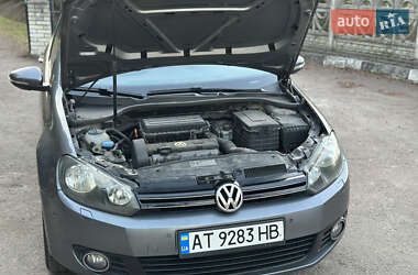 Хетчбек Volkswagen Golf 2010 в Калуші