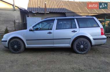 Универсал Volkswagen Golf 2002 в Львове