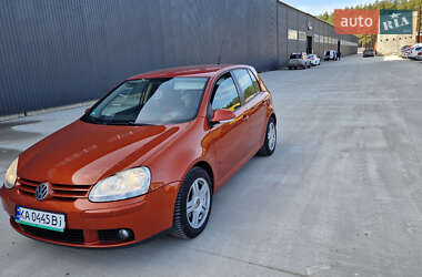 Хетчбек Volkswagen Golf 2006 в Броварах