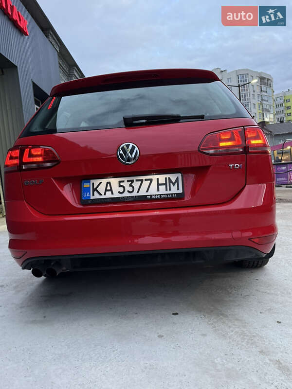 Універсал Volkswagen Golf 2015 в Львові