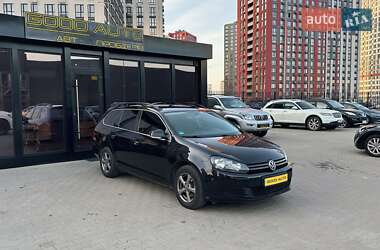 Универсал Volkswagen Golf 2011 в Киеве