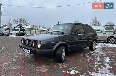 Хэтчбек Volkswagen Golf 1985 в Звягеле