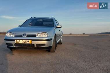 Універсал Volkswagen Golf 2002 в Немирові