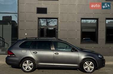 Универсал Volkswagen Golf 2013 в Киеве