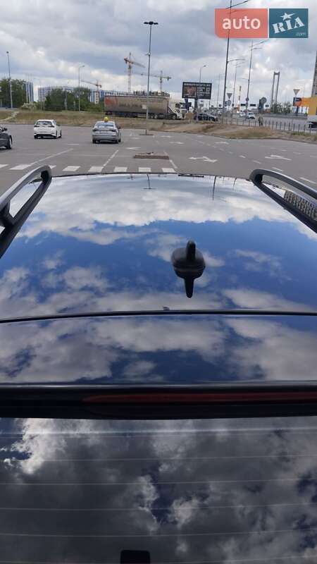 Универсал Volkswagen Golf 2011 в Киеве
