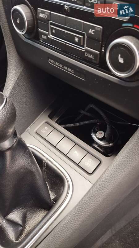 Универсал Volkswagen Golf 2011 в Киеве