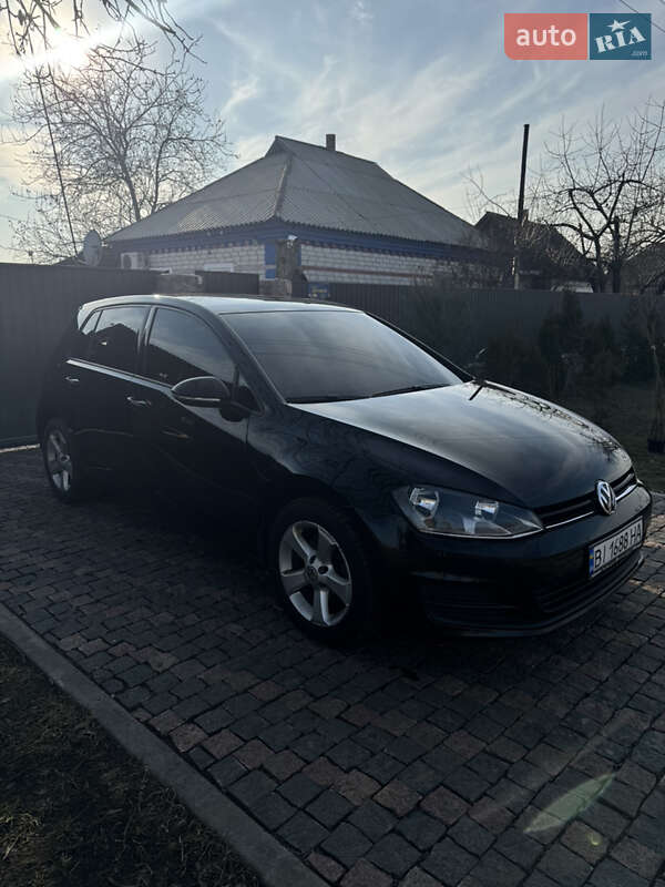 Хэтчбек Volkswagen Golf 2015 в Киеве фото 8 Хэтчбек Volkswagen Golf 2015 в Киеве
