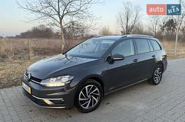 Универсал Volkswagen Golf 2018 в Стрые